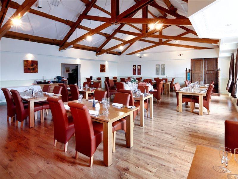 Mercure Swindon East Hotel And Spa 외부 사진