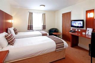 Mercure Swindon East Hotel And Spa 외부 사진